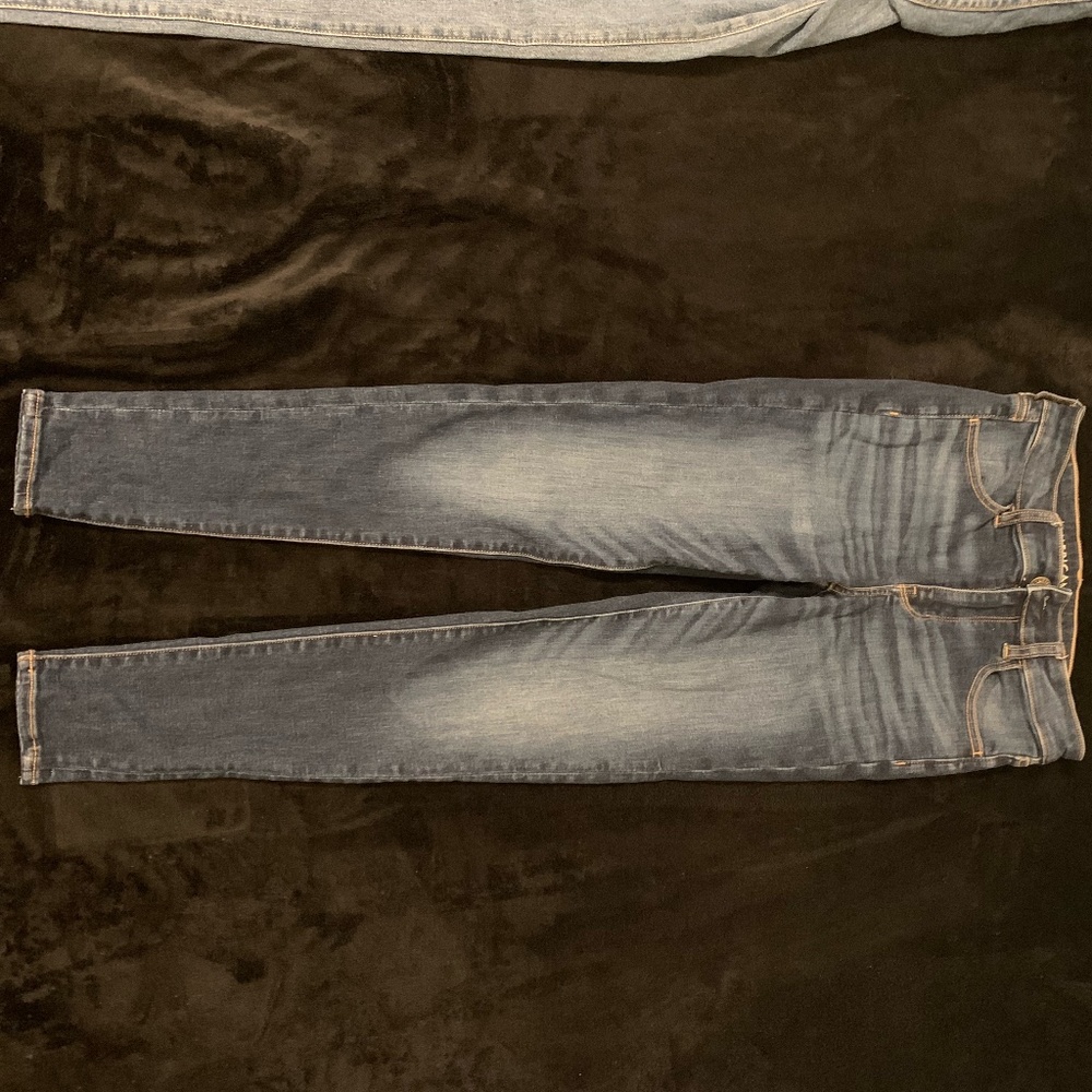 Skinny jeans